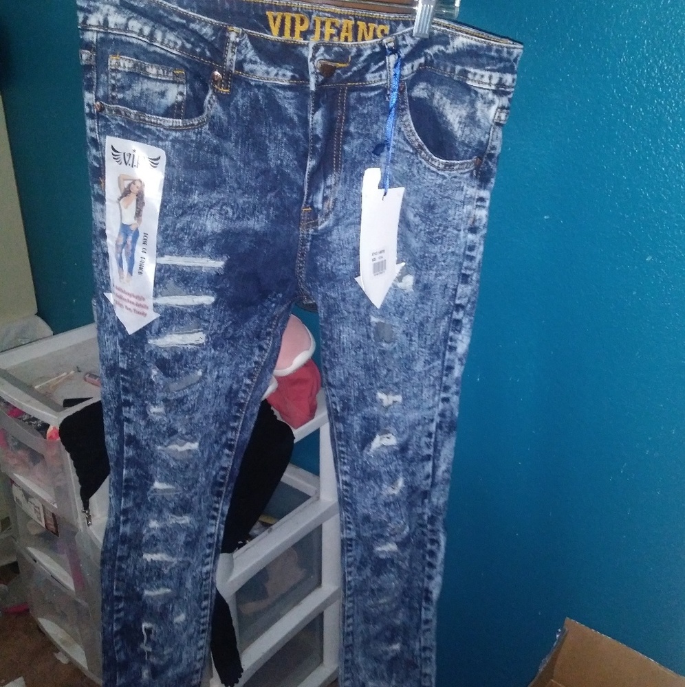 skinny jeans